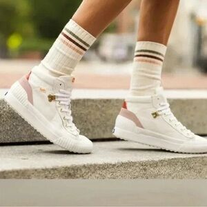 🆕 NIB leather Keds  super cute size 8